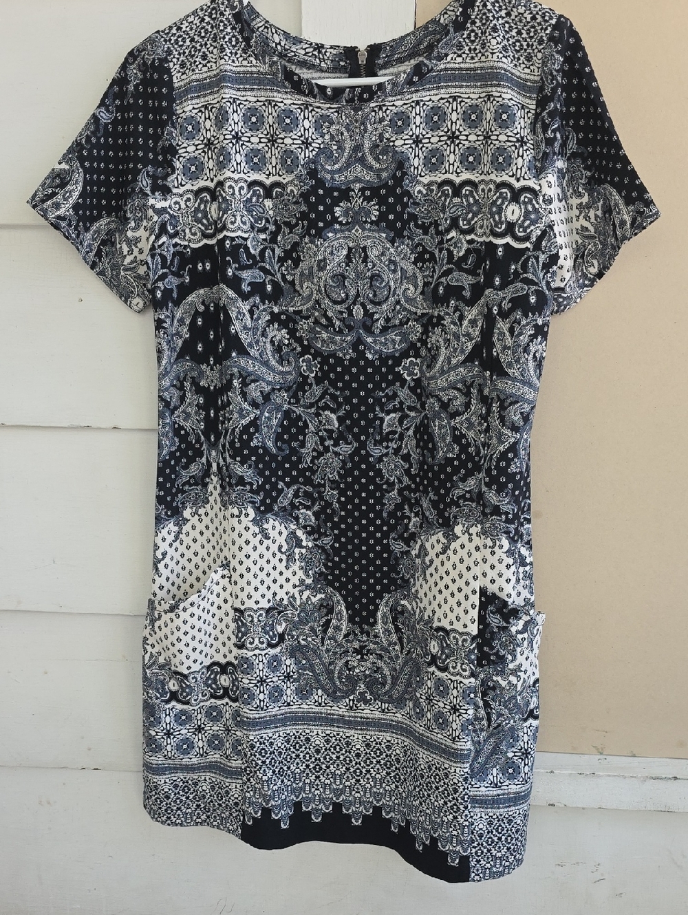 Abercrombie & Fitch Navy and White Paisley Mix Print Top